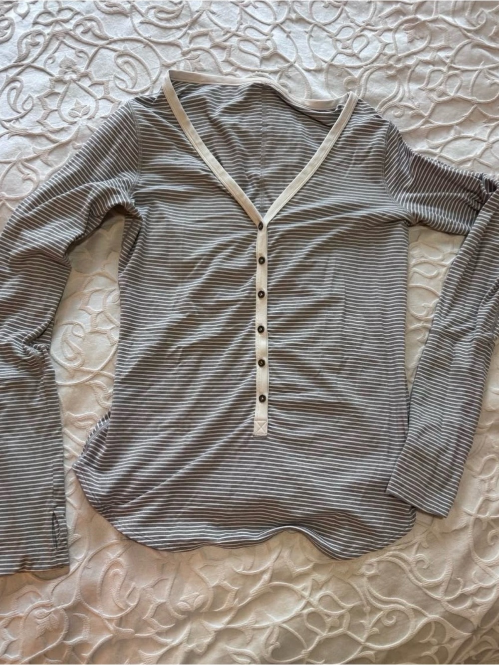 Lululemon Henley - 8